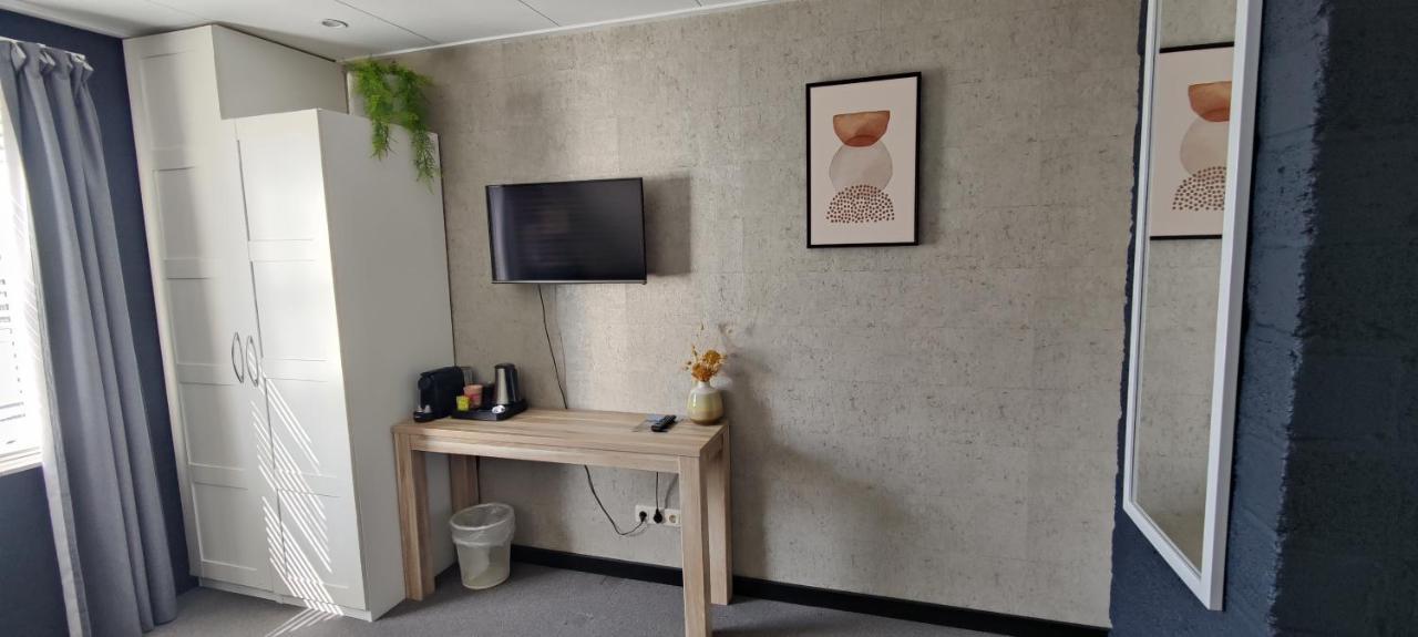 נס Pension Bakema Ameland מראה חיצוני תמונה